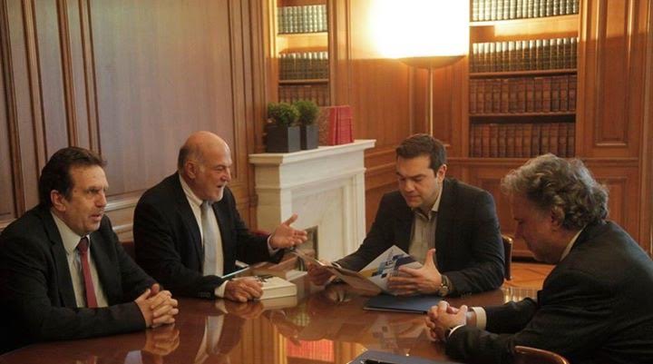 Συνάντηση Τσίπρα με τους επικεφαλής της ΟΚΕ